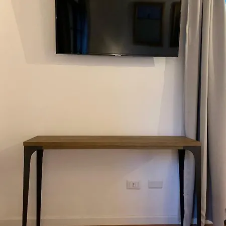 Domus Plaza בית הארחה פירנצה