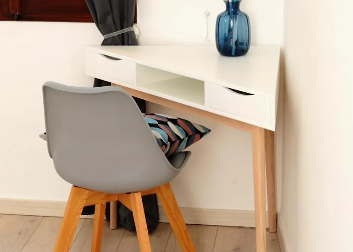 Πανσιόν Domus Plaza