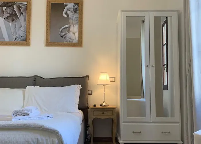 Domus Plaza Πανσιόν