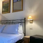 Konukevi Domus Plaza 4*
